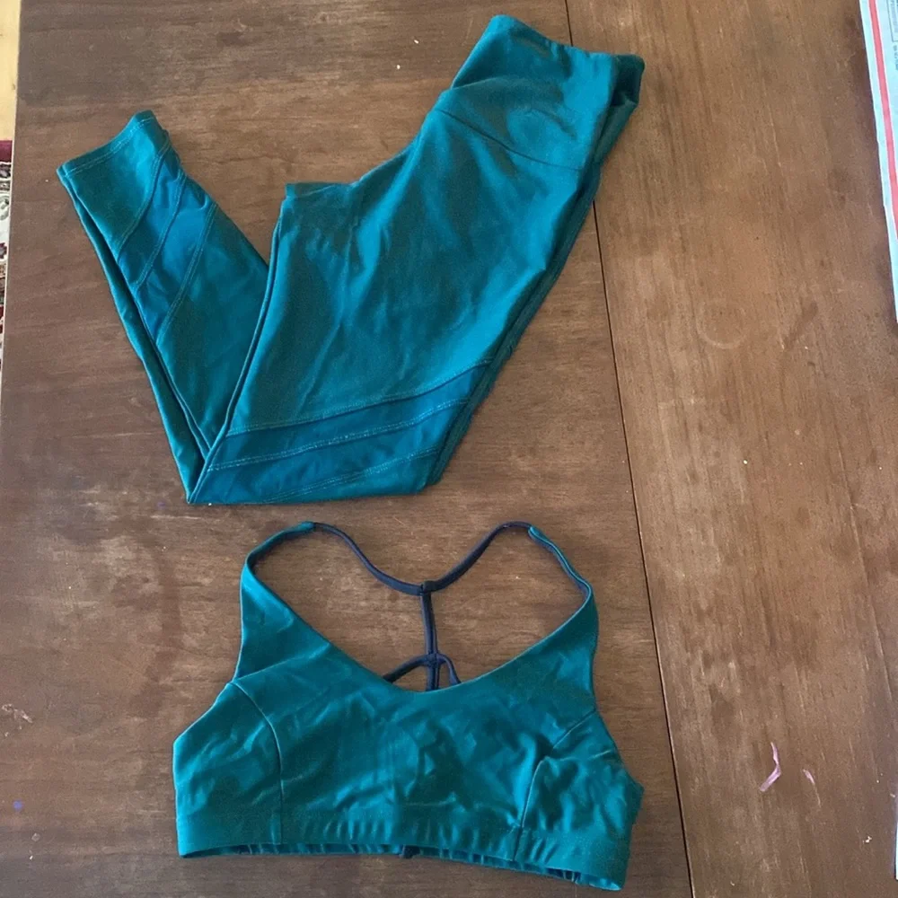 Onzie size small/medium Flow Mesh Insert High Rise Legging pant and bralette top - Picture 1 of 11